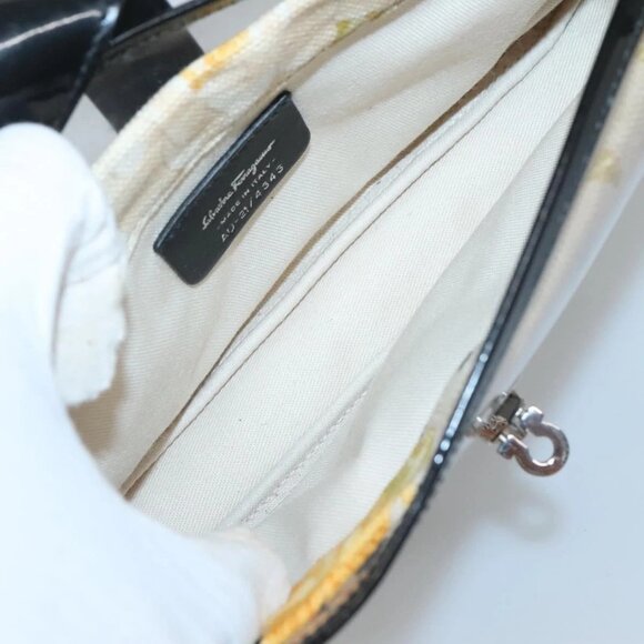 Salvatore Ferragamo Gancini Shoulder Bag Vinyl Black Beige Silver Auth 134739 - Picture 12 of 16